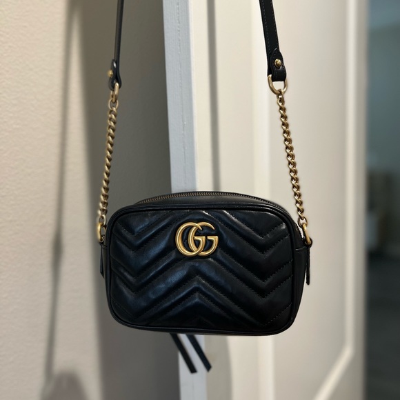 Gucci Handbags - GUCCI GG Marmont Matelasse mini bag